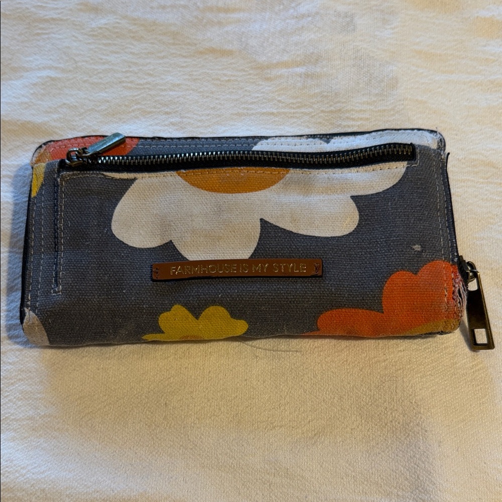 Farmhouse‎ Is My Style Canvas Zip Around Wallet Retro Floral Grey Yellow Orange